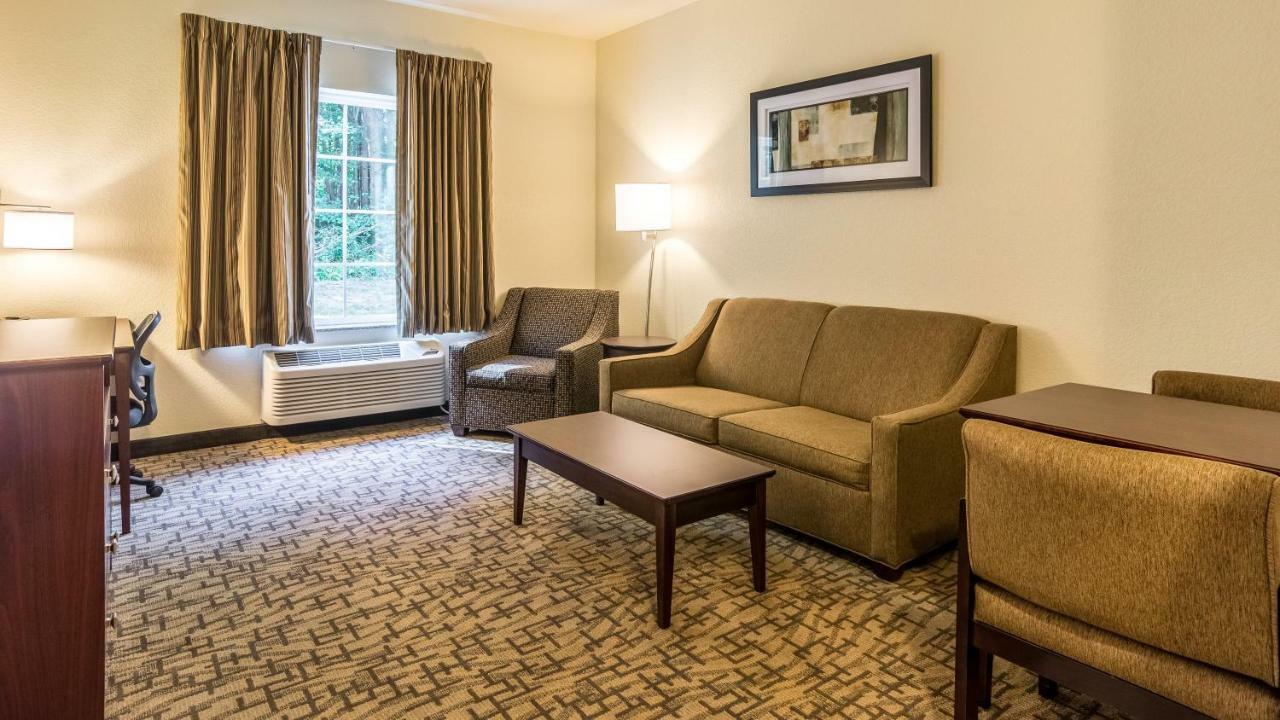 Cobblestone Hotel & Suites - Greenville Экстерьер фото