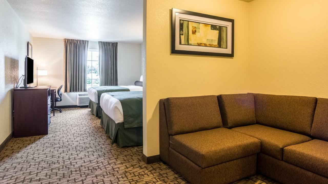 Cobblestone Hotel & Suites - Greenville Экстерьер фото
